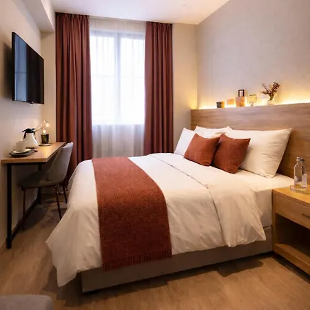 Koenigstein Hostel Albergue *