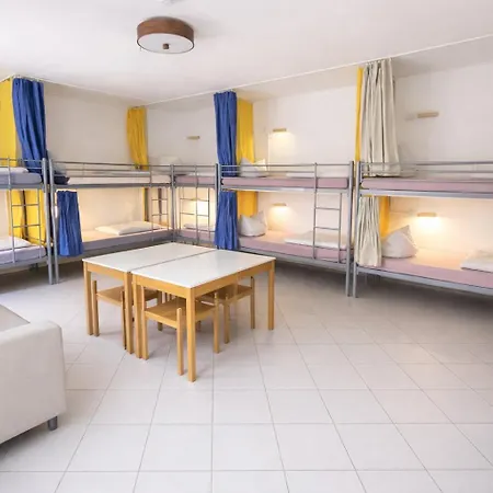 بيت شباب Koenigstein Hostel *